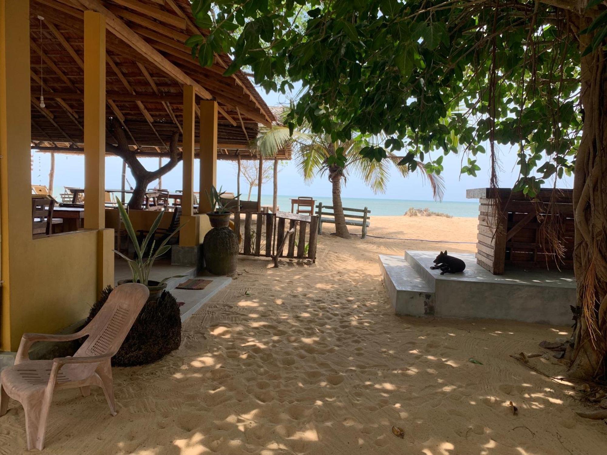 Ocean View Beach Resort - קלפיטייה מראה חיצוני תמונה