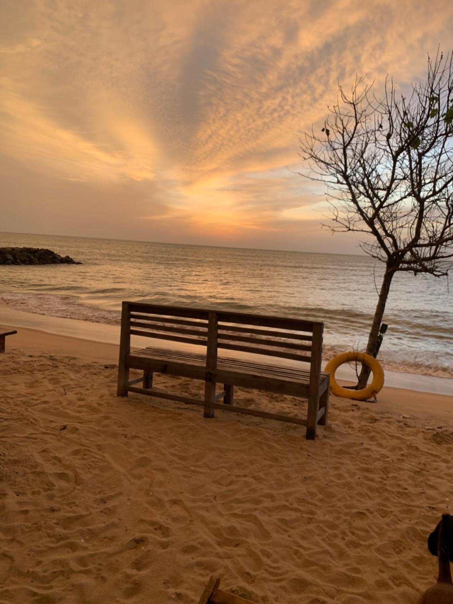 Ocean View Beach Resort - קלפיטייה מראה חיצוני תמונה