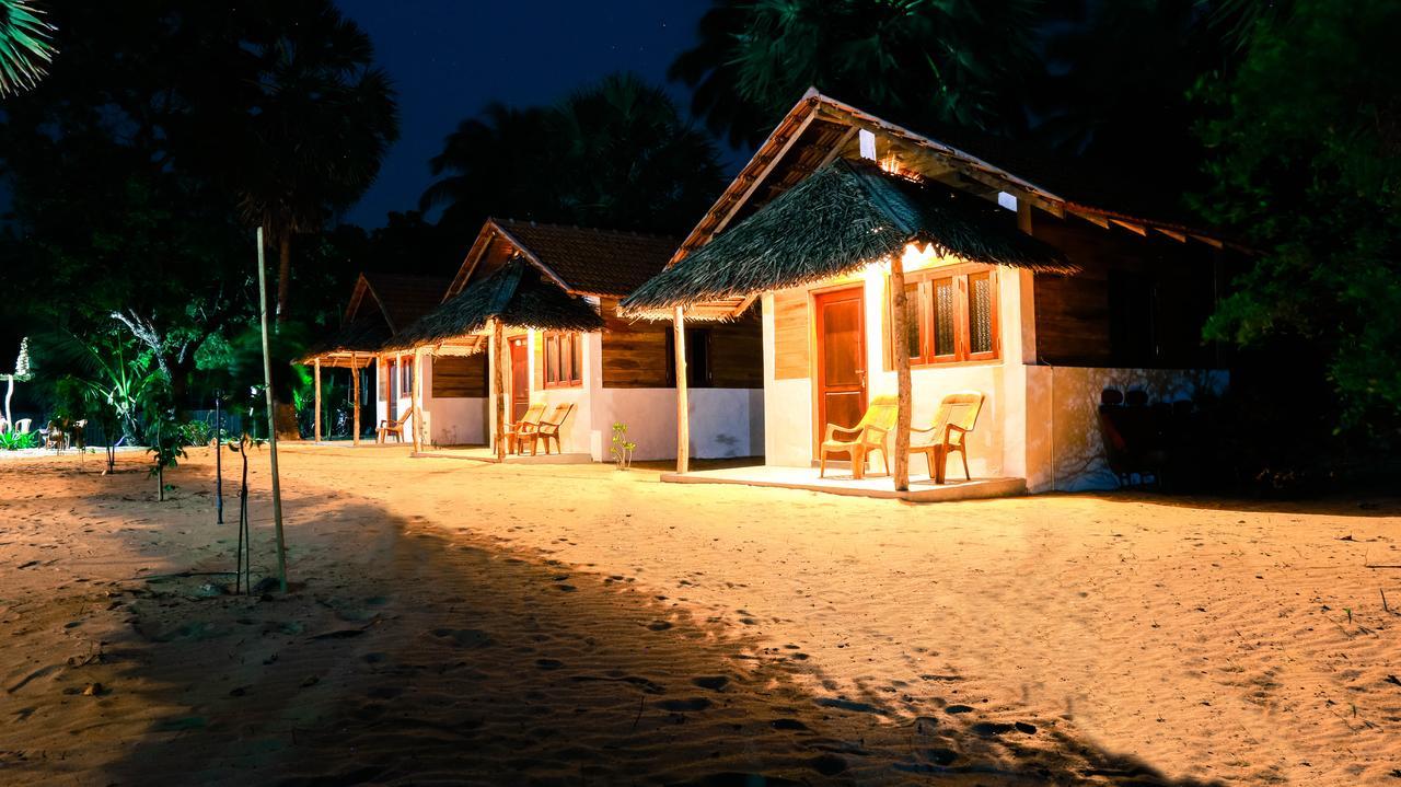 Ocean View Beach Resort - קלפיטייה מראה חיצוני תמונה