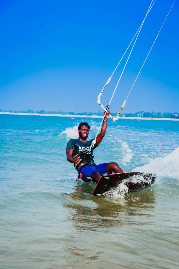 Ocean View Beach Resort - קלפיטייה מראה חיצוני תמונה